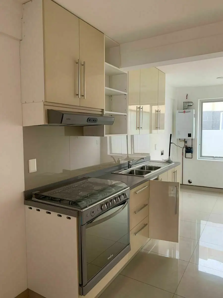 Lujoso y Seguro Depto en Venta — foto 2