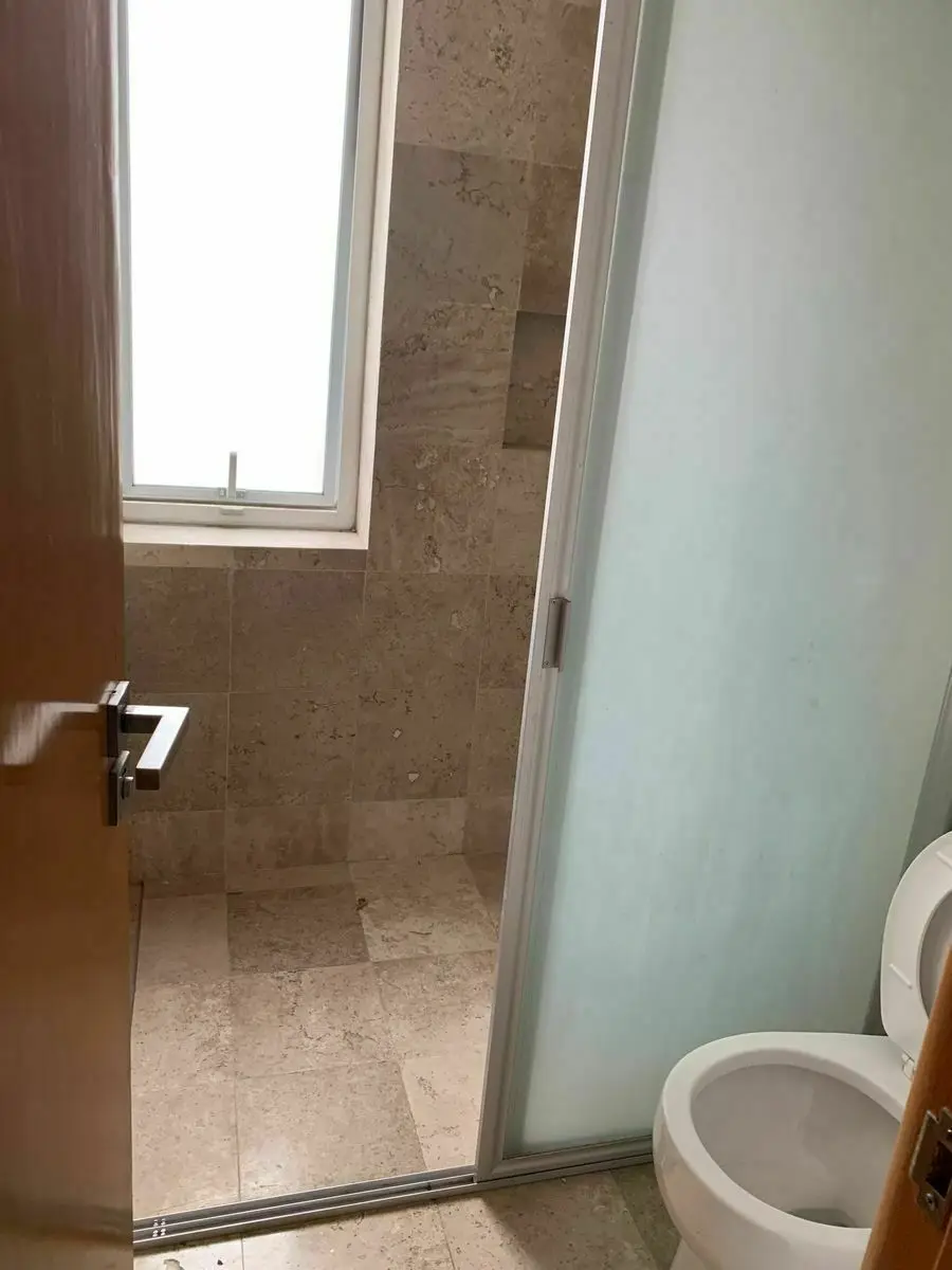 Lujoso y Seguro Depto en Venta — foto 12