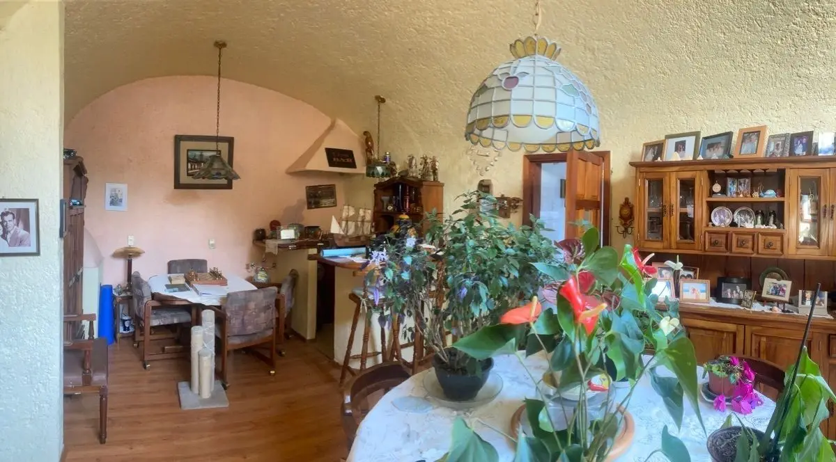 Única Oportunidad en Precio Casa Más 4 Departamentos y Amplio Jardín — foto 5