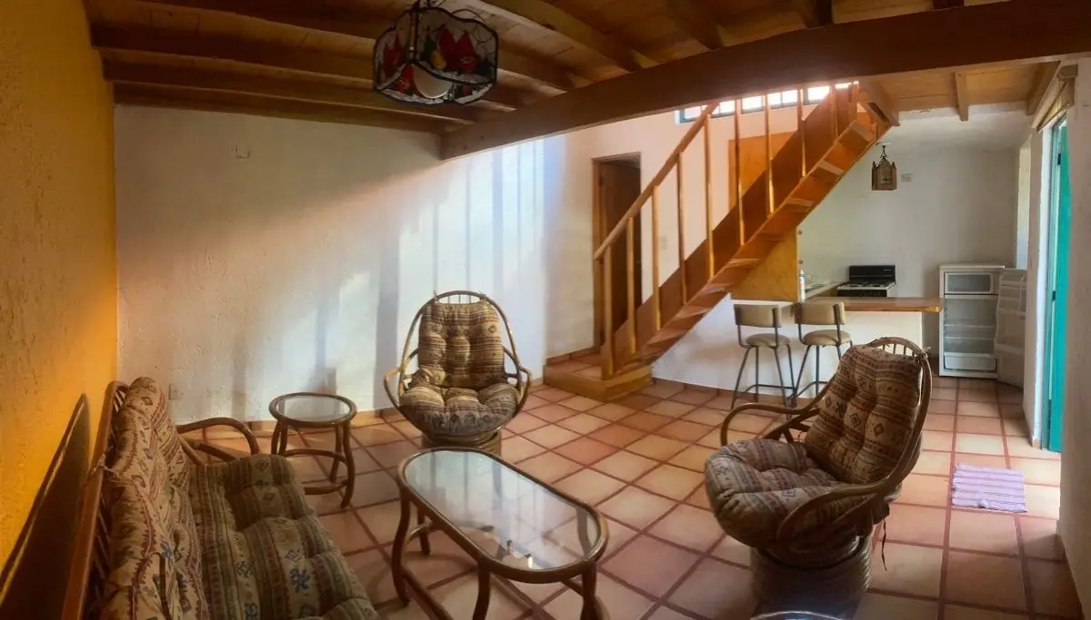 Única Oportunidad en Precio Casa Más 4 Departamentos y Amplio Jardín — foto 6