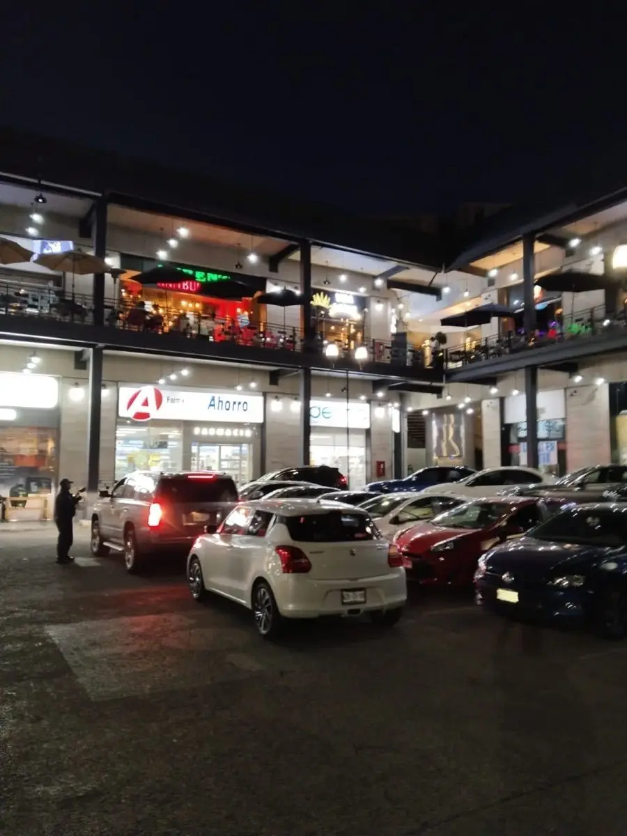 Mdv Renta de Local Comercial Zona Esmeralda — foto 2