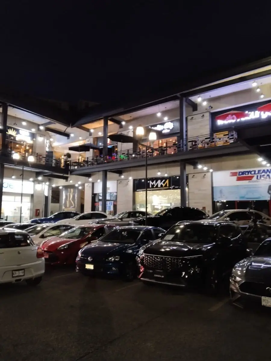 Mdv Renta de Local Comercial Zona Esmeralda — foto 4