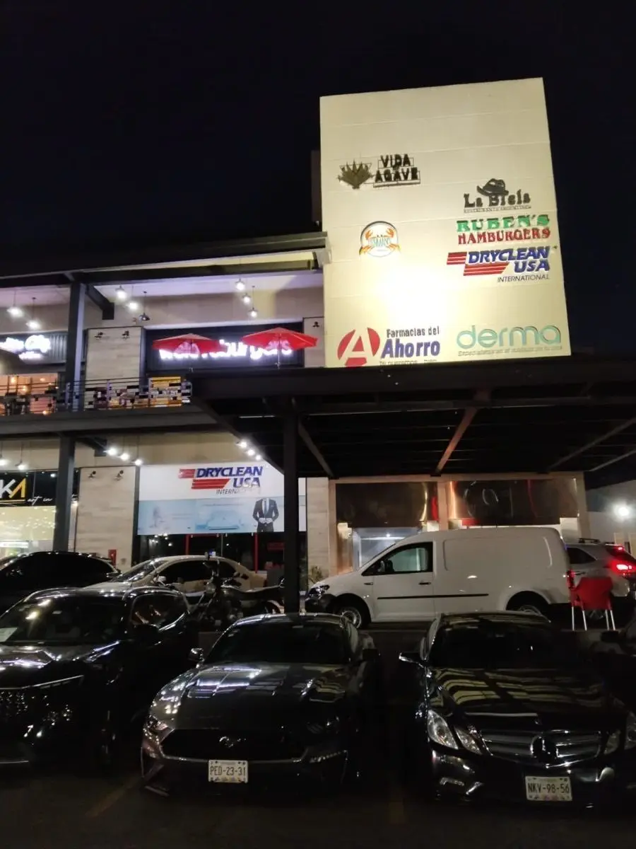 Mdv Renta de Local Comercial Zona Esmeralda — foto 5