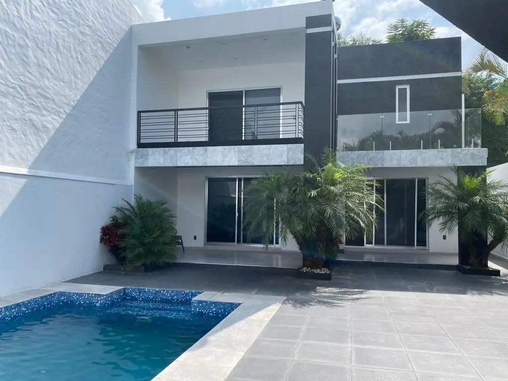 Venta de Casa "Condómino Nueva Italia"