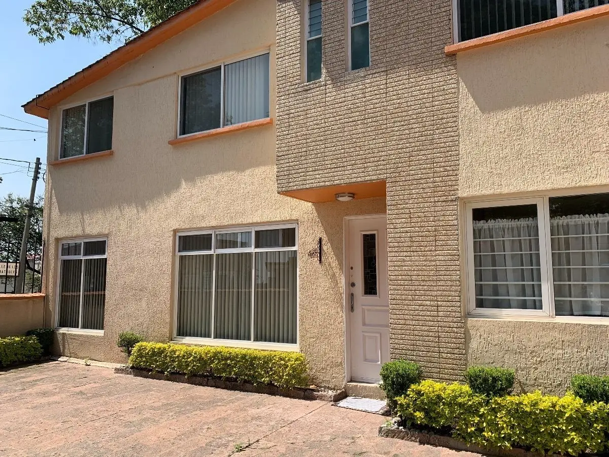 Moderniza a Tu Gusto Amplia Casa en Lomas de las Aguilas — foto 2