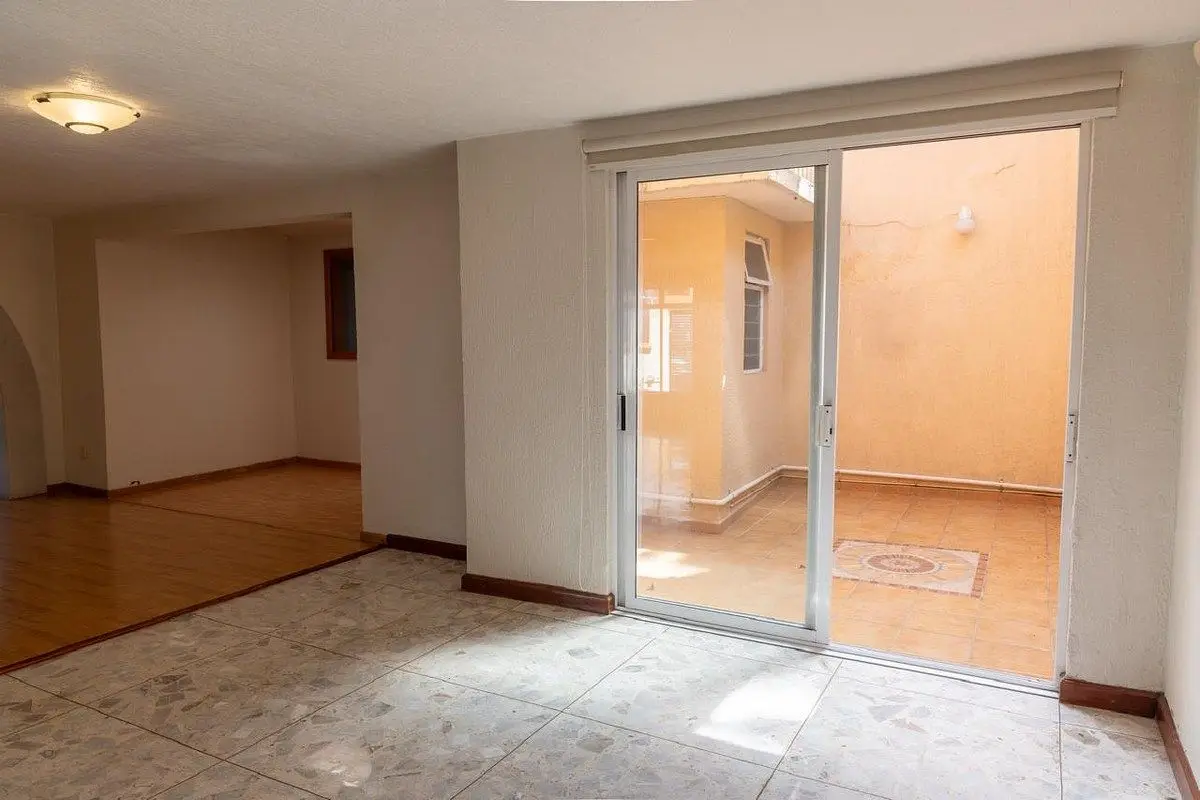 Moderniza a Tu Gusto Amplia Casa en Lomas de las Aguilas — foto 6