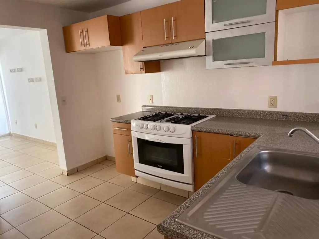 Amplia Casa en Venta Jardines del Vergel — foto 3