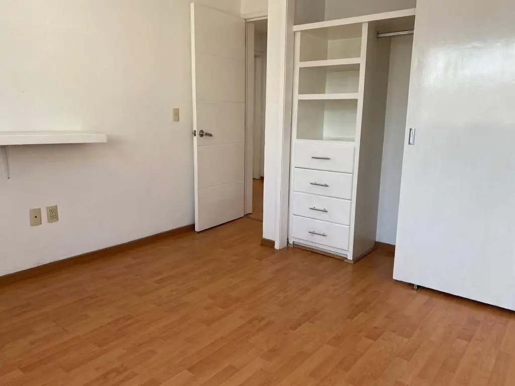 Amplia Casa en Venta Jardines del Vergel — foto 4