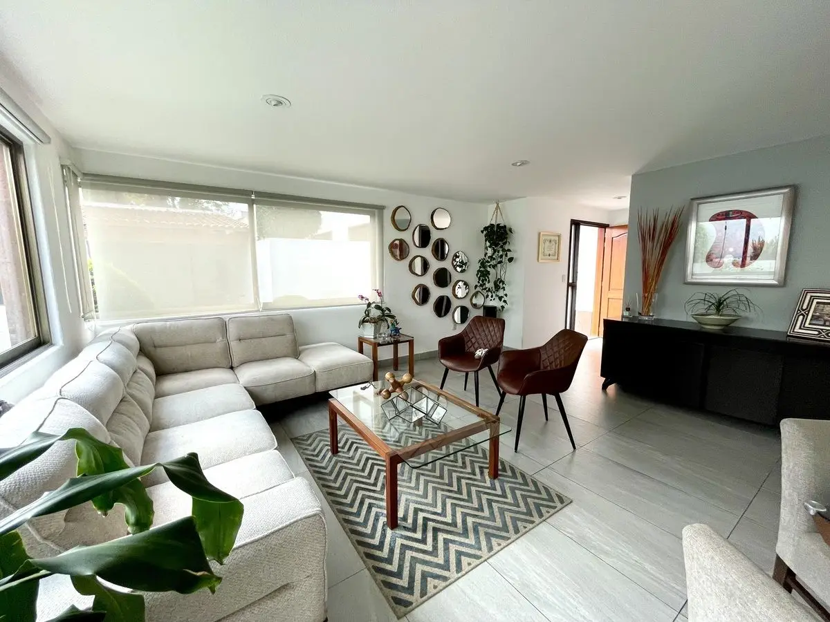 Espectacular Casa en C.H. A una cuadra de Av. San Fco — foto 4