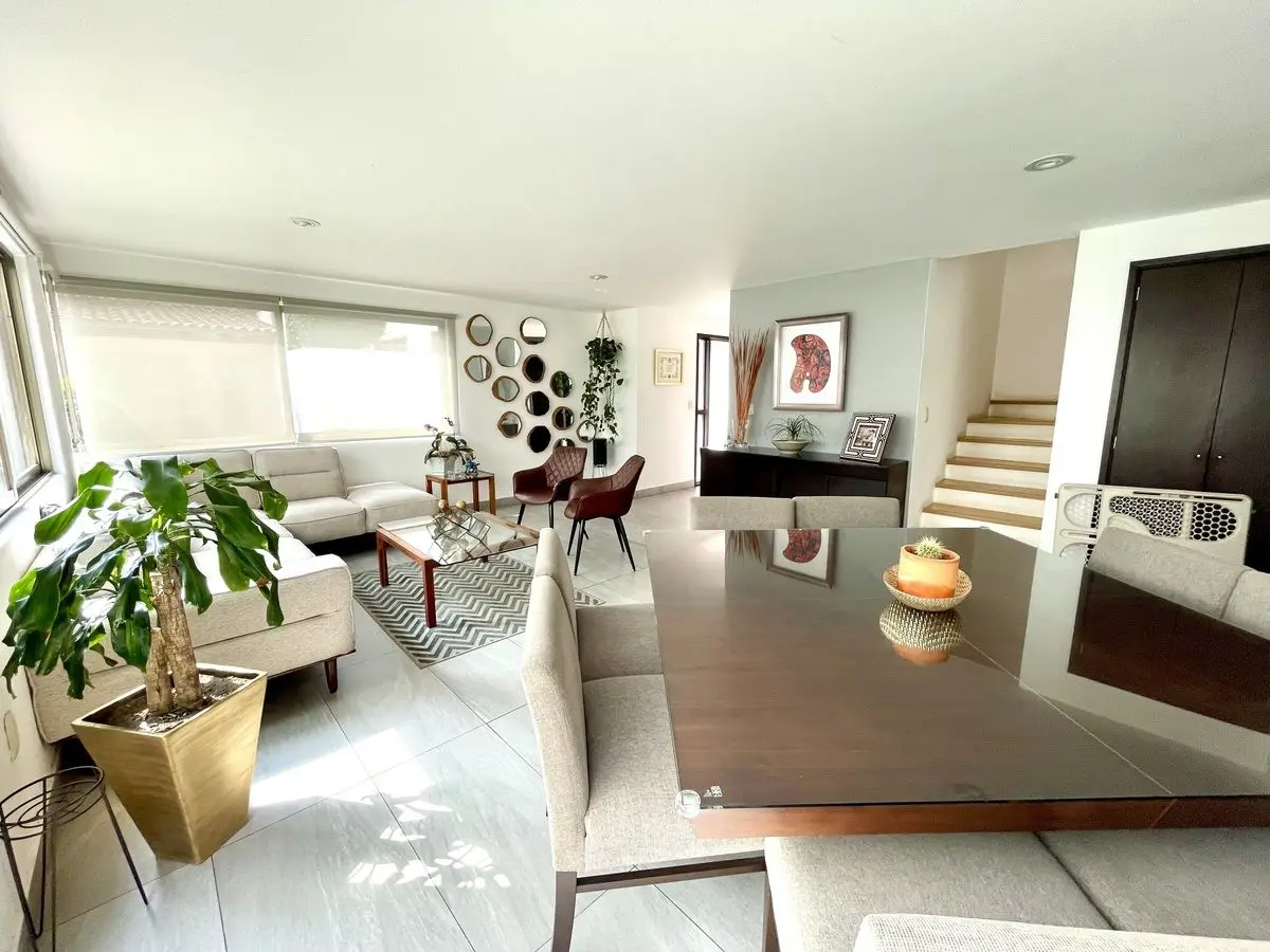 Espectacular Casa en C.H. A una cuadra de Av. San Fco — foto 5