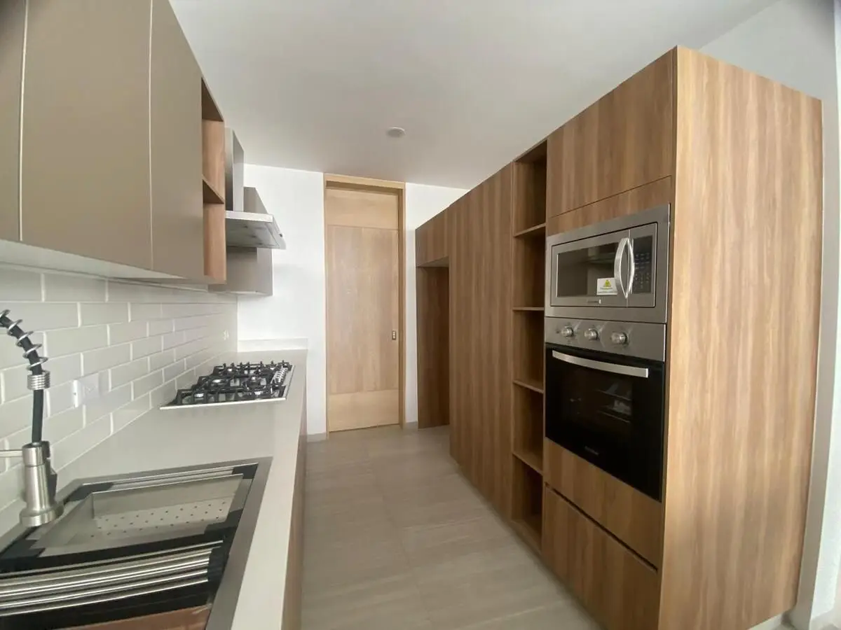 Moderna Casa en Coto Altanza Entrega inmediata — foto 4