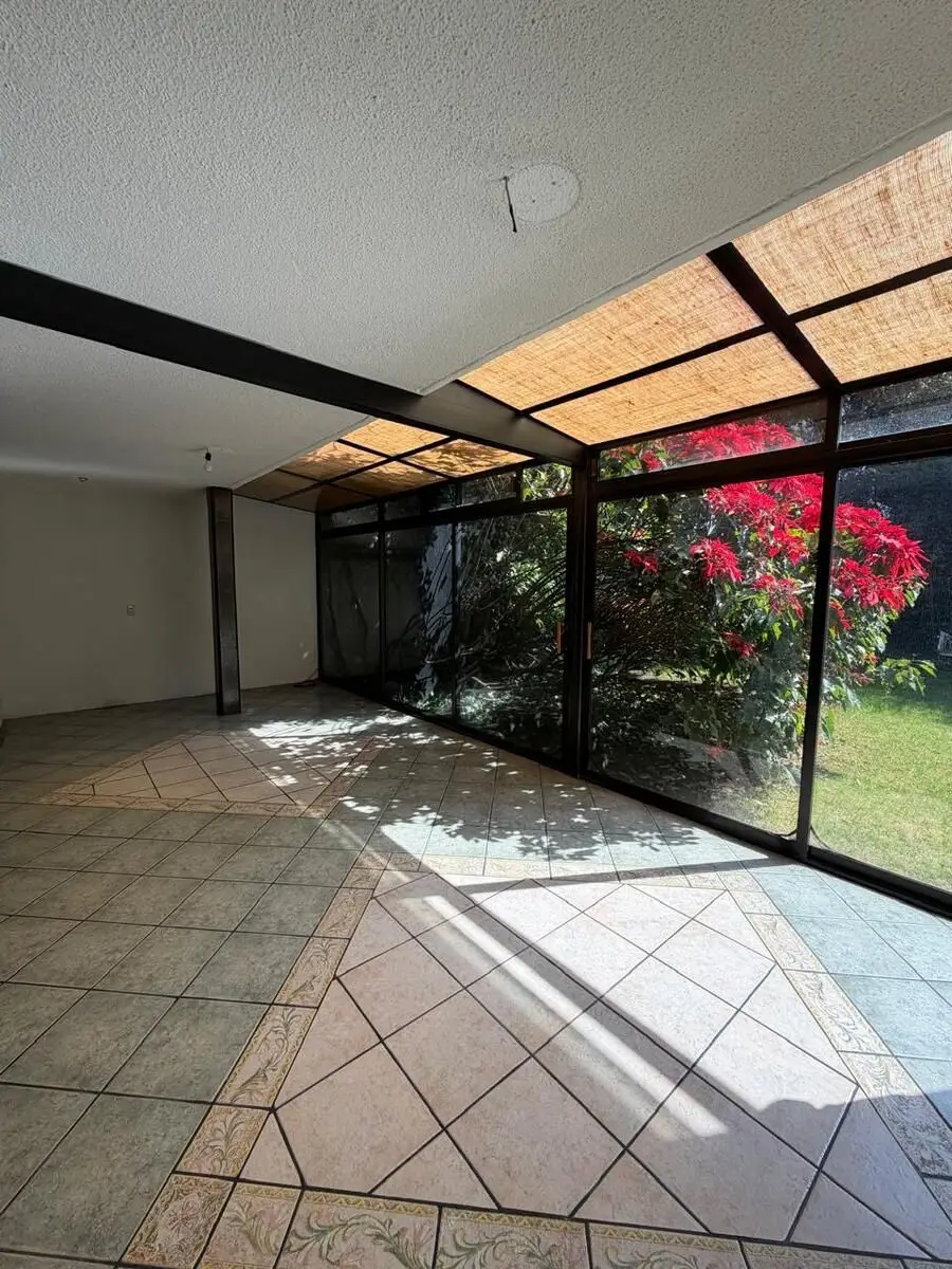 Casa en Venta para Remodelar en Lomas de Tecamachalco — foto 5