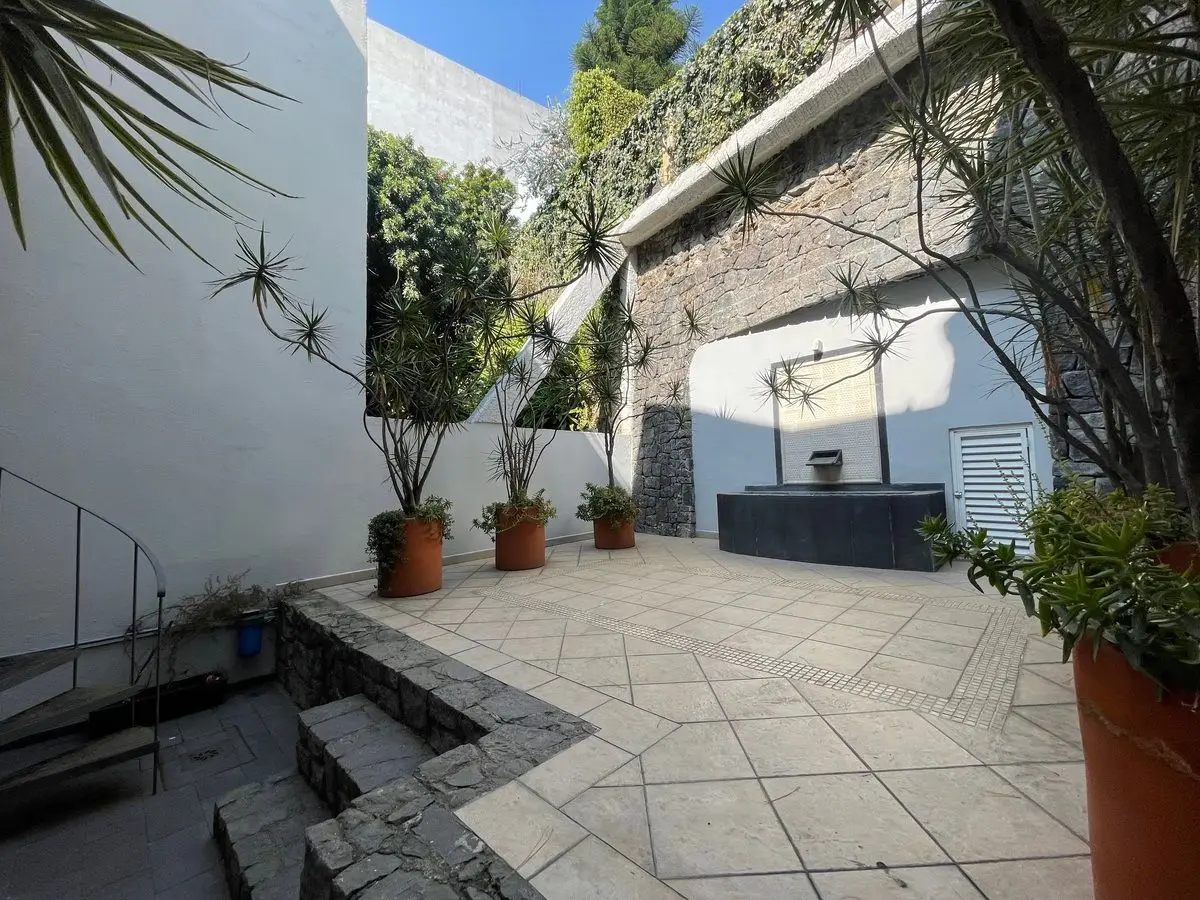 Residencia en Calle Cerrada con Seguridad — foto 4