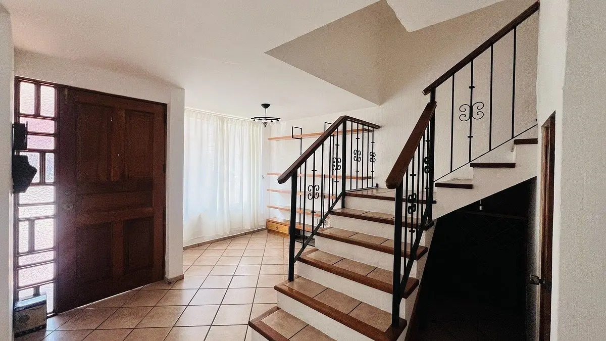 Hermosa casa en Condominio Los Vitrales – Centenario — foto 4