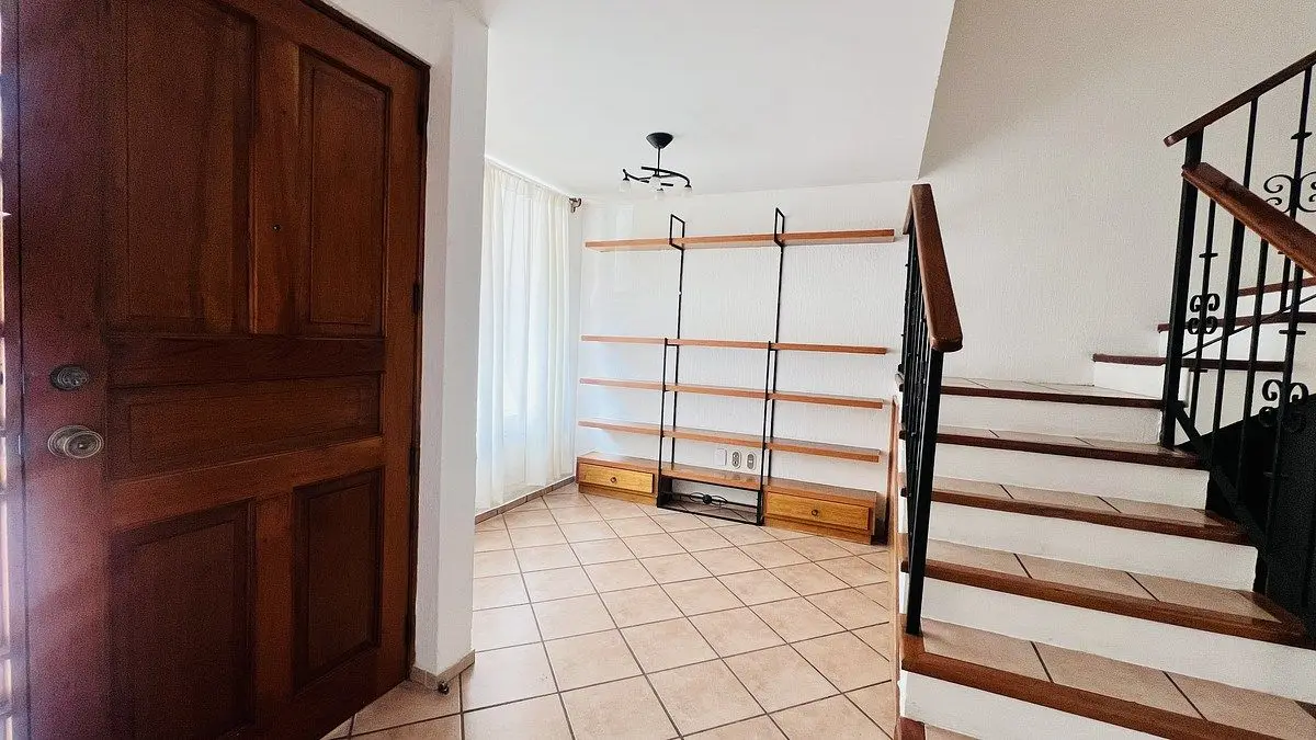 Hermosa casa en Condominio Los Vitrales – Centenario — foto 5