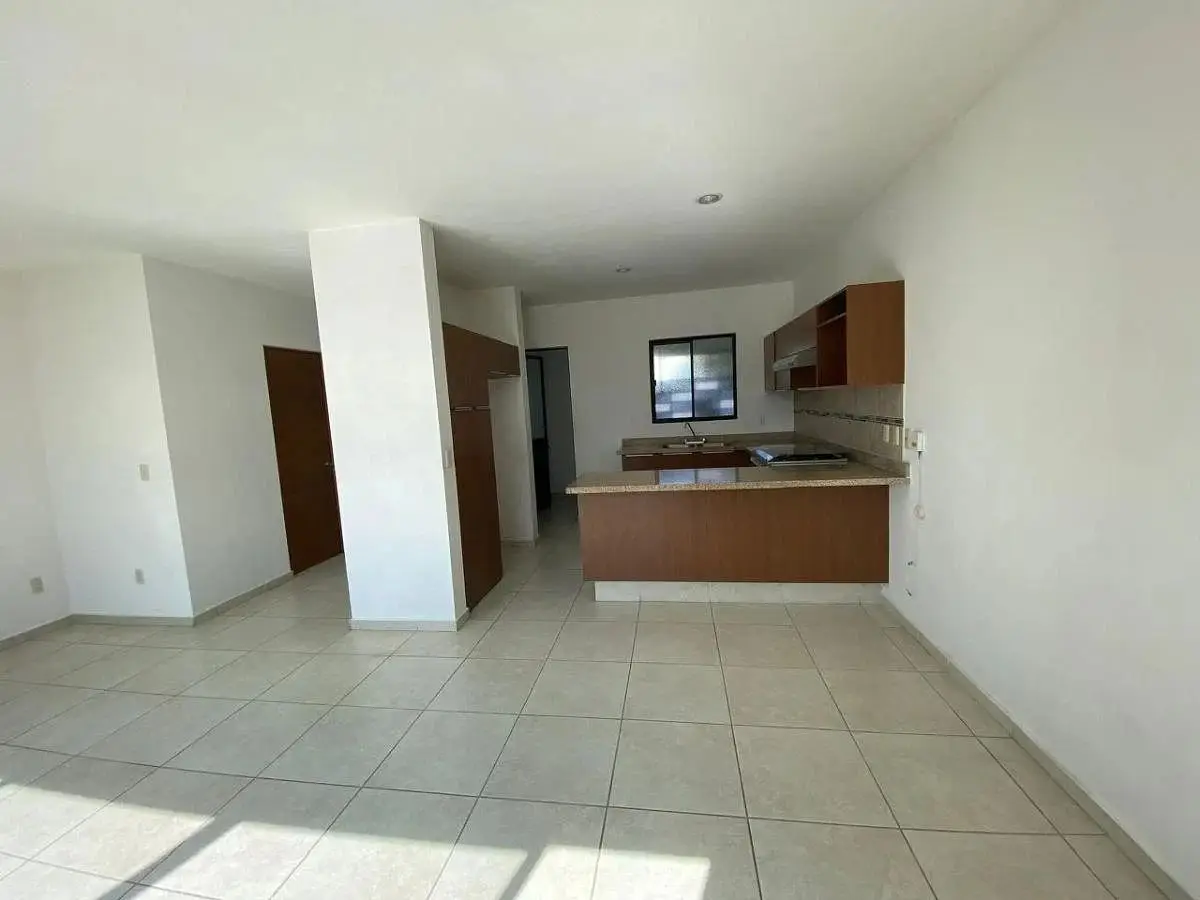 Comoda Casa en Renta en Las Grullas Residencial — foto 4
