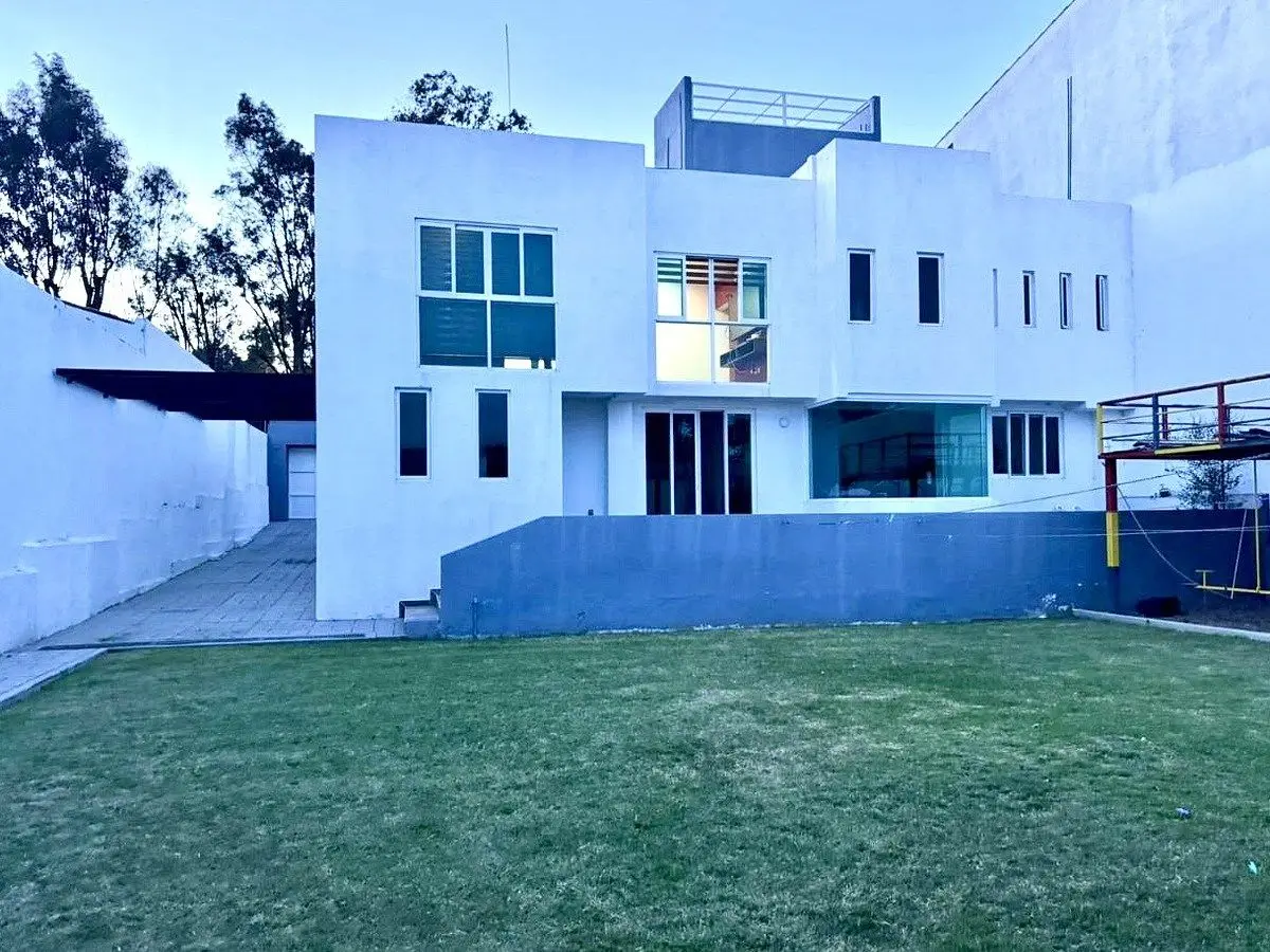 Venta Residencia en Villas de Irapuato, Guanajuato. — foto 2