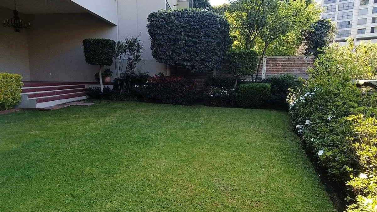 Lista para Habitarse! Muy Buena Propiedad en Privada en Lomas en Venta o Renta — foto 2