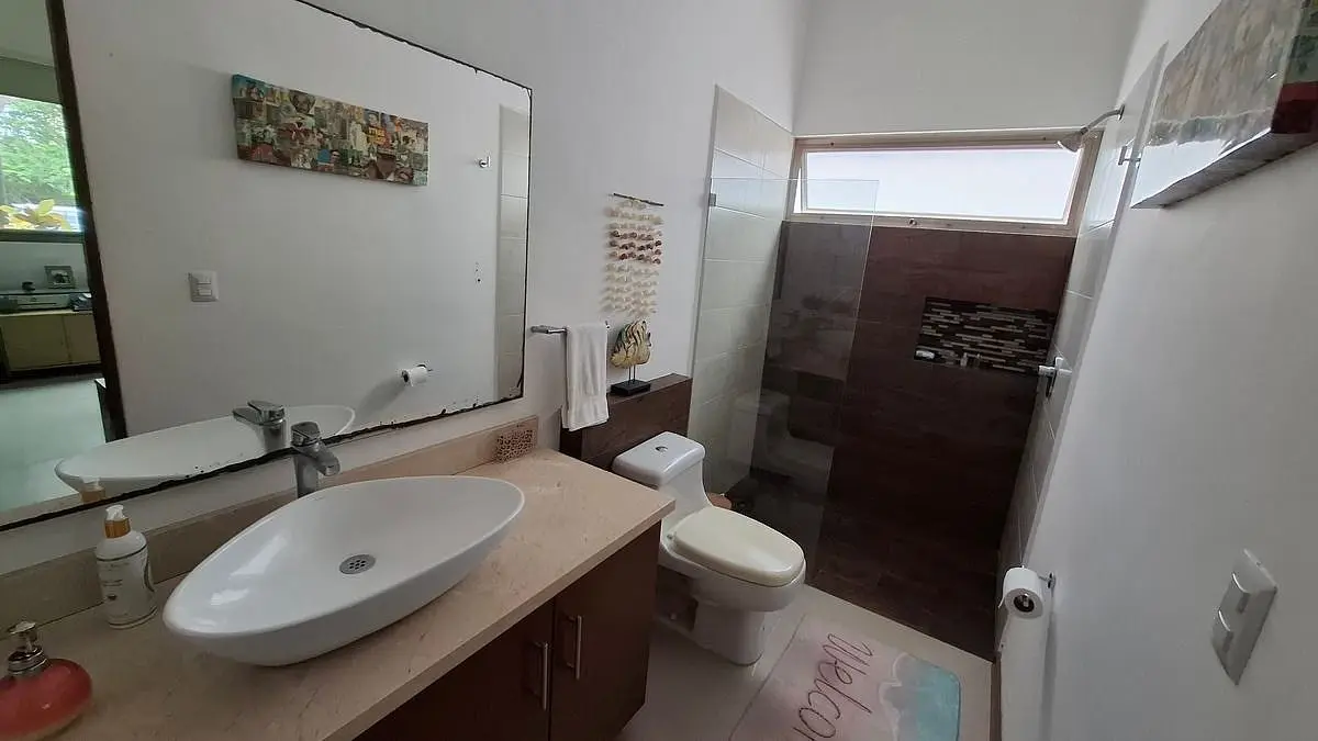 Cancún - Resid. Lagos Del Sol - Venta Casa acogedora, con jardín y alberca — foto 5