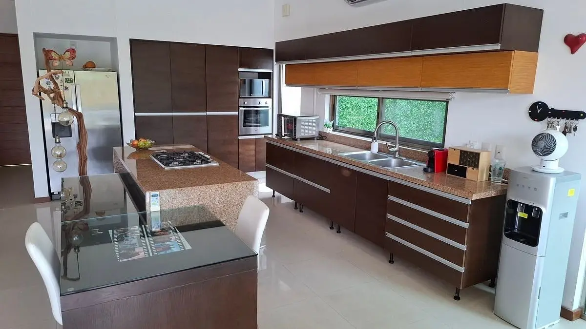 Cancún - Resid. Lagos Del Sol - Venta Casa acogedora, con jardín y alberca — foto 6