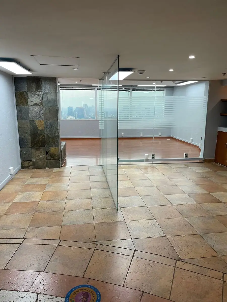 En renta dos cómodas oficinas en el WTC — foto 3