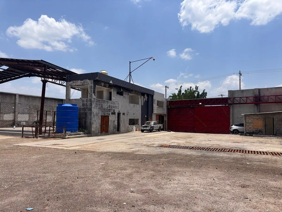 Terreno Industrial con Bodega Venta — foto 4