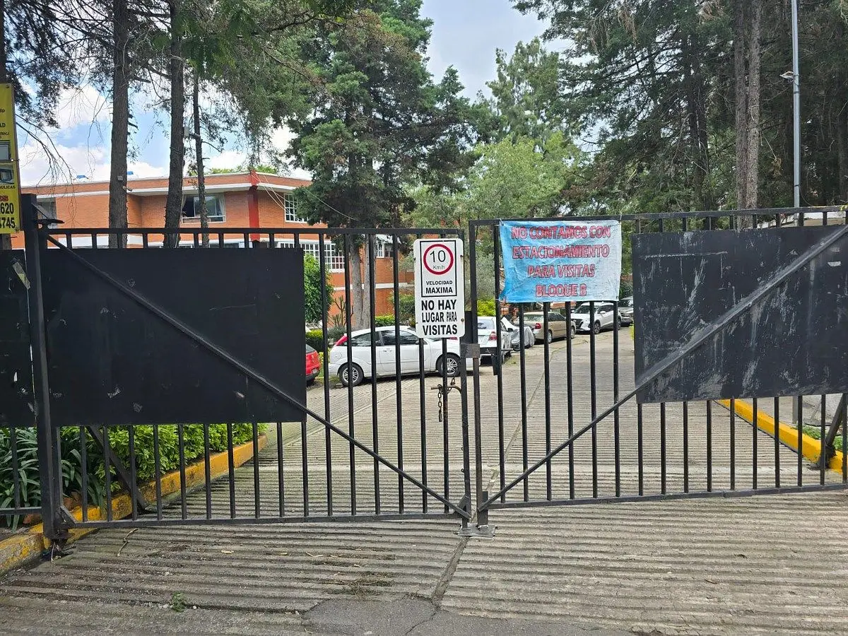 Depa Planta Baja en Unidad Habitacional Fuentes Brotantes, Bloque B - 8, Solo Co — foto 5