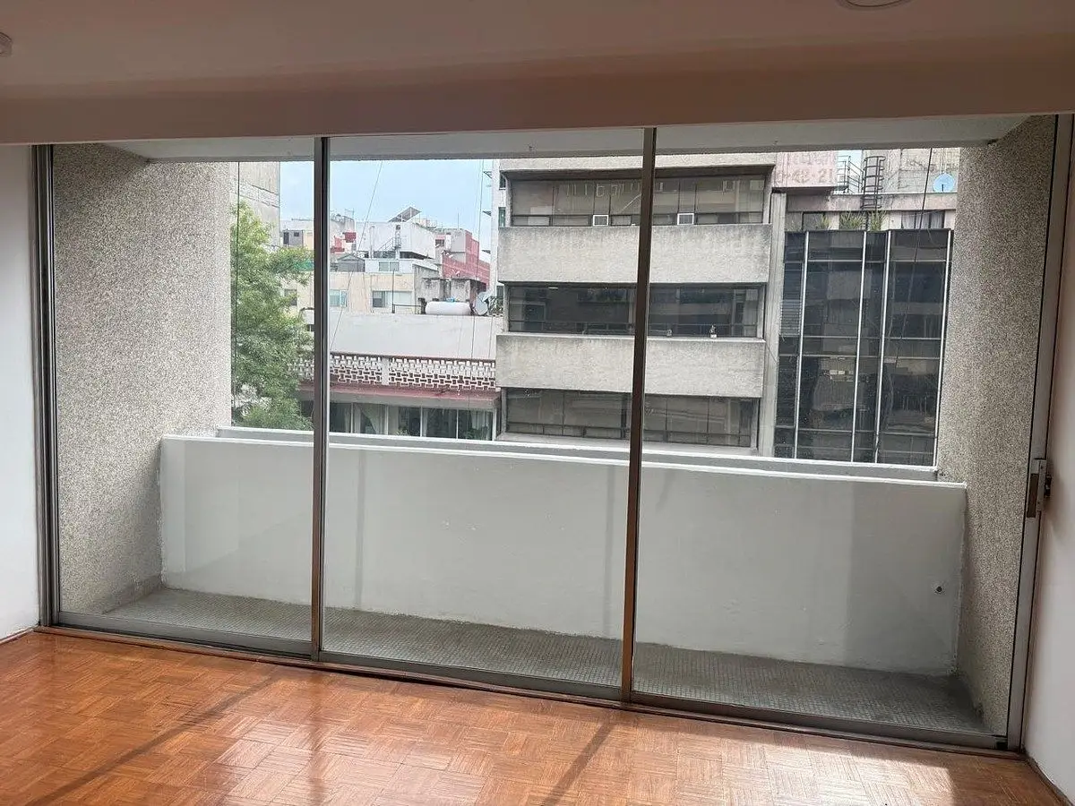 Excelente Departamento con Balcón y Mucha Luz Natural en Renta en Polanco — foto 4