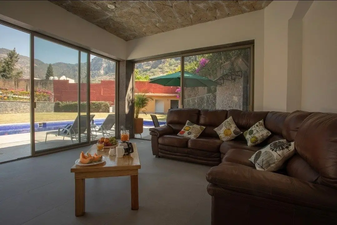 Casa en Renta con seguridad y preciosa Vista al tepozteco