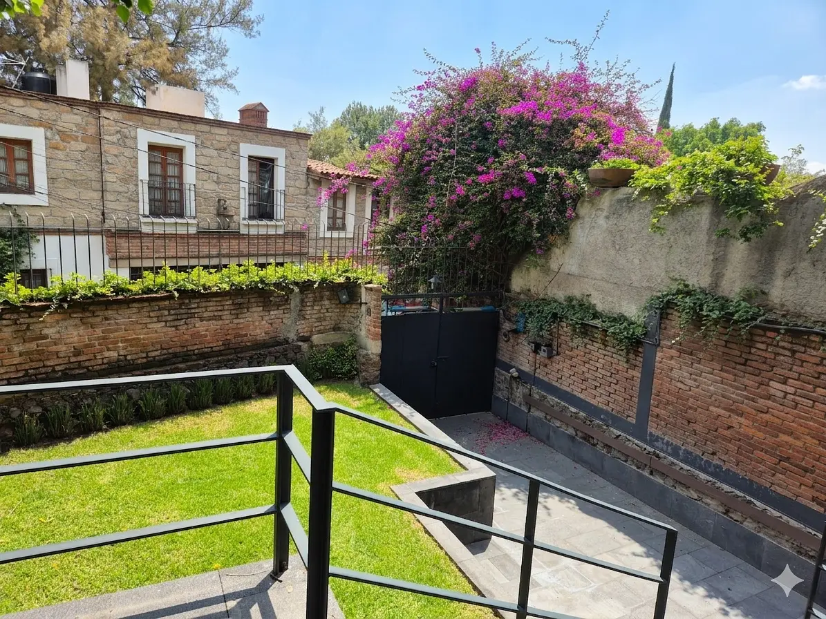 Rento preciosa casita en Lomas de Santa fe con seguridad — foto 2