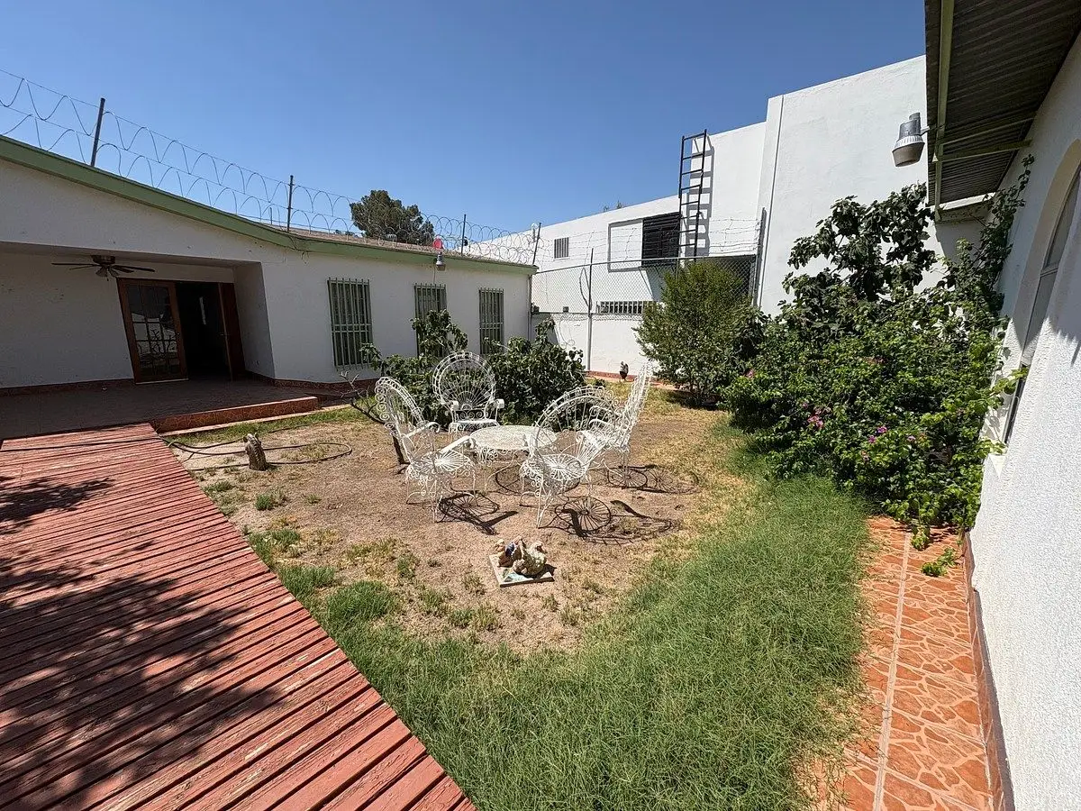 Buenisima Casa en Conjunto con Departamento Independiente — foto 5