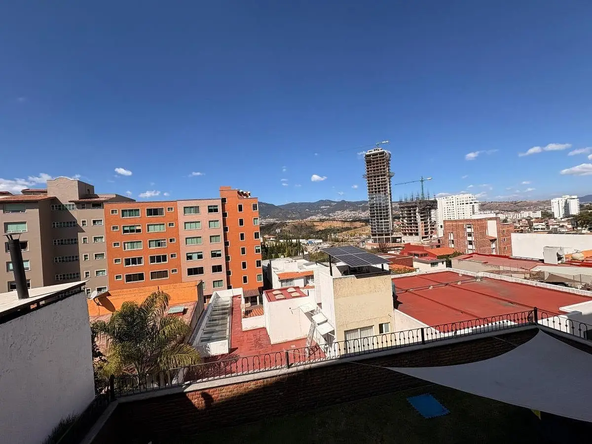 Excelente Casa en Privada Estilo Colonial Moderno — foto 11