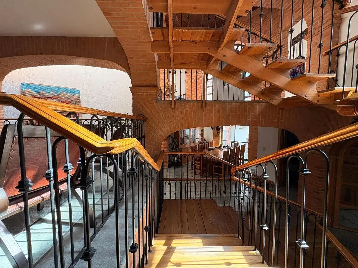 Excelente Casa en Privada Estilo Colonial Moderno — foto 9