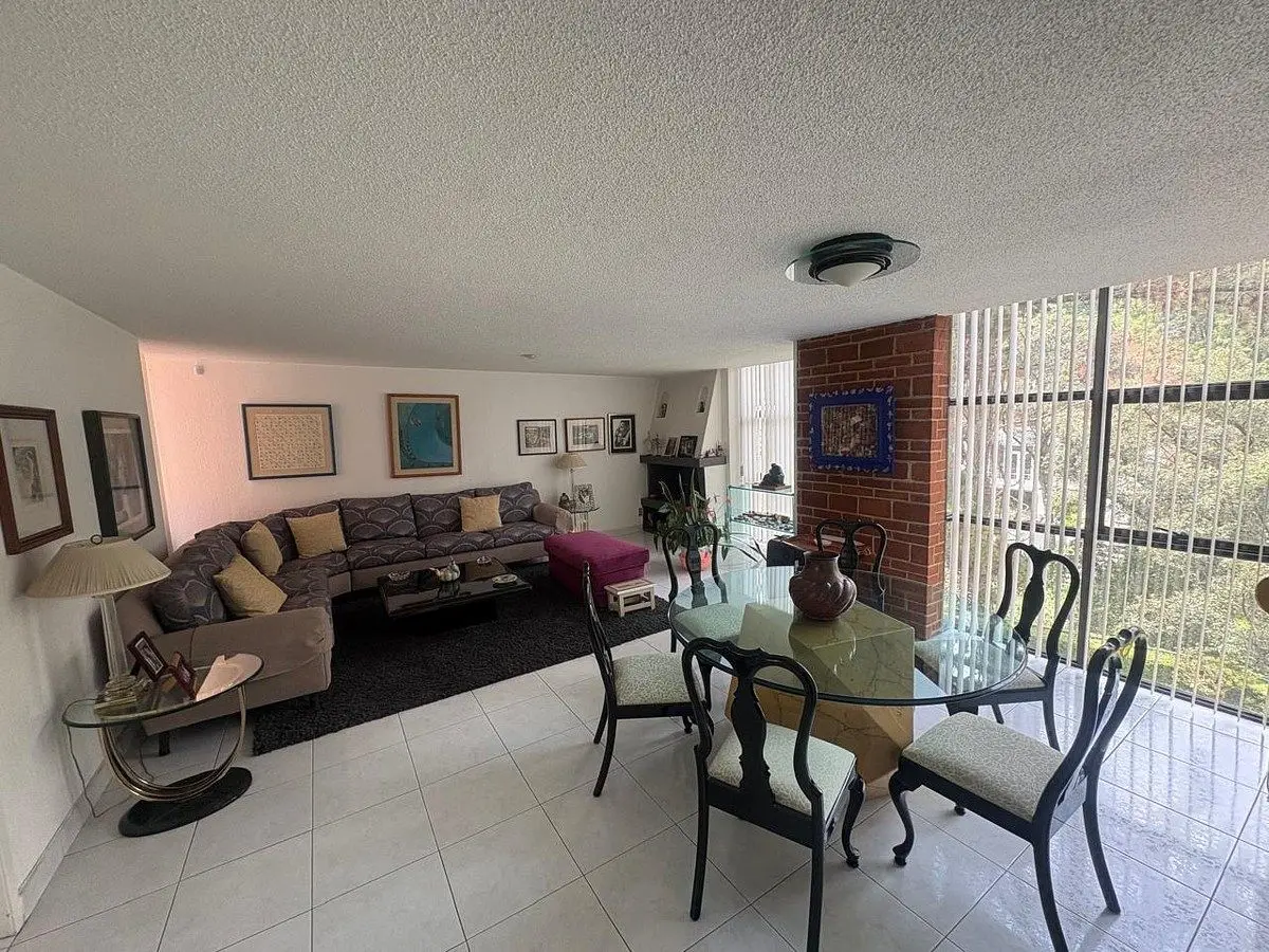 Exclusiva Residencia con Vista a la Cañada en Cerrada con Seguridad Privada — foto 3