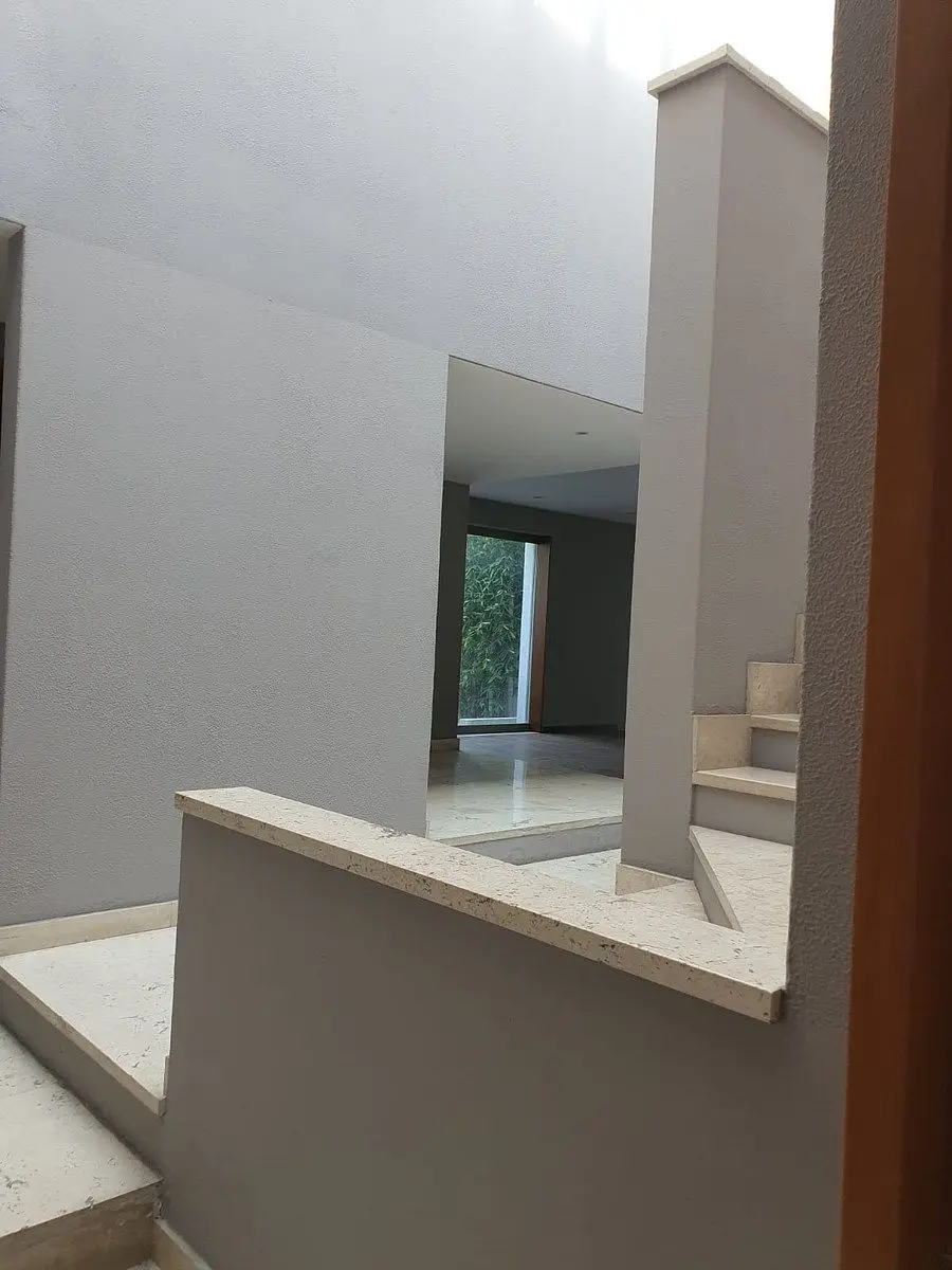 Oportunidad Única en Santa Fe! Extraordinaria Casa en Venta Baja de Precio — foto 3