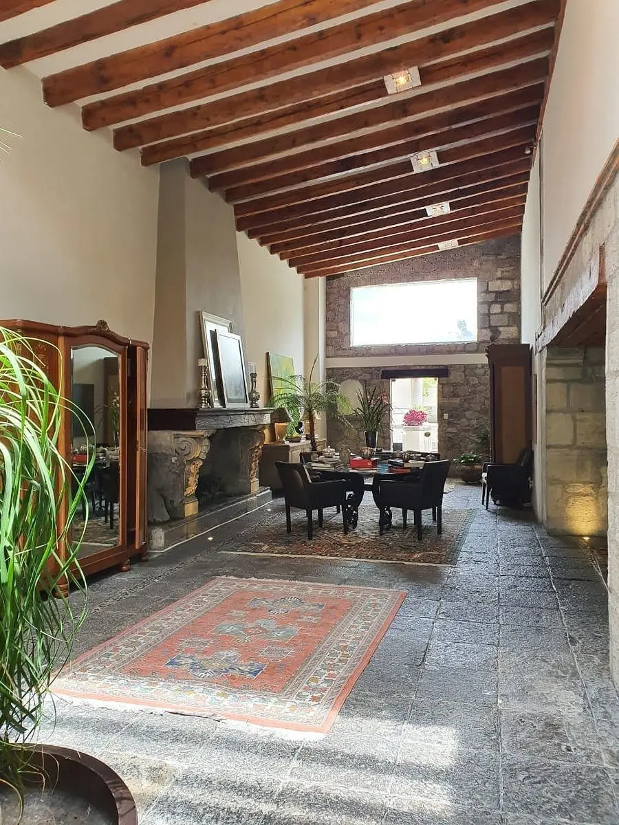 Oportunidad Única en Santa Fe: Hermosa Casa de Autor con Precio de Remate. — foto 9