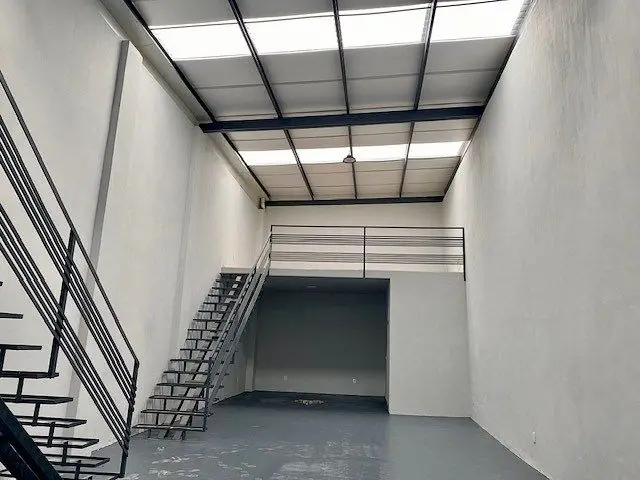 Bodega Nueva en Periferico a unos Minutos de Zona Real — foto 5