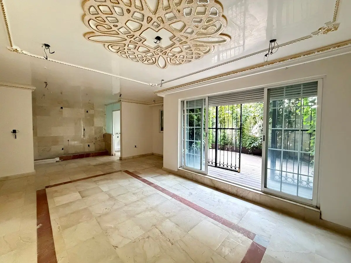 Excelente oportunidad en Polanco IV Sección: Depto en PB con terraza privada