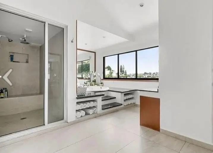 Casa Espectacular con Espacio para Desarrollar Departamentos — foto 2