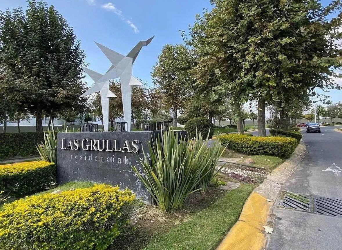 Excelente Casa en Las Grullas Residencial