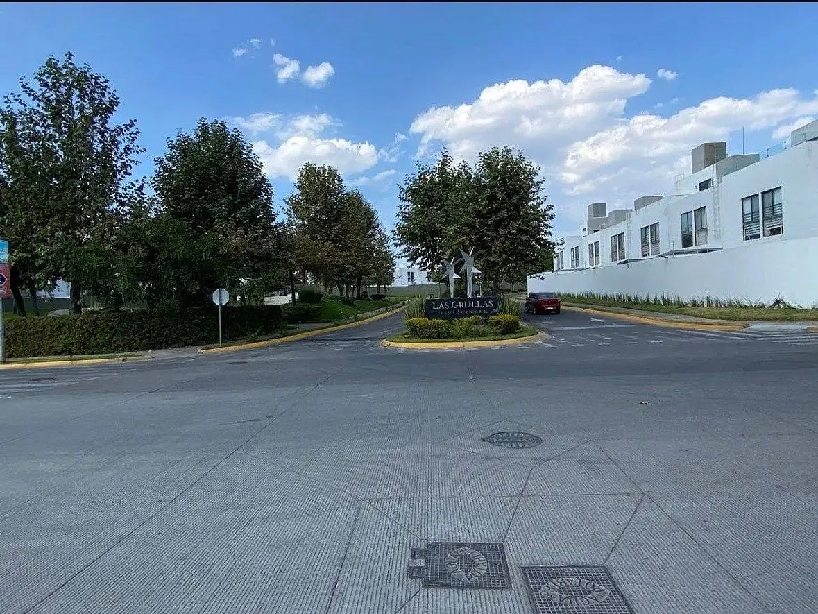 Excelente Casa en Las Grullas Residencial — foto 2