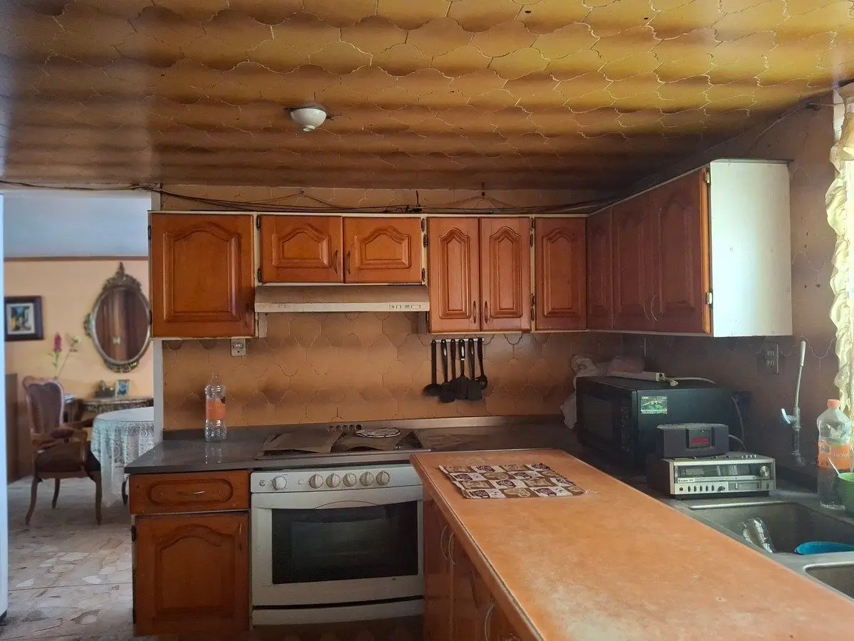 Hermosa casa con amplios espacios para modernizar en Paseos de Churubusco — foto 5