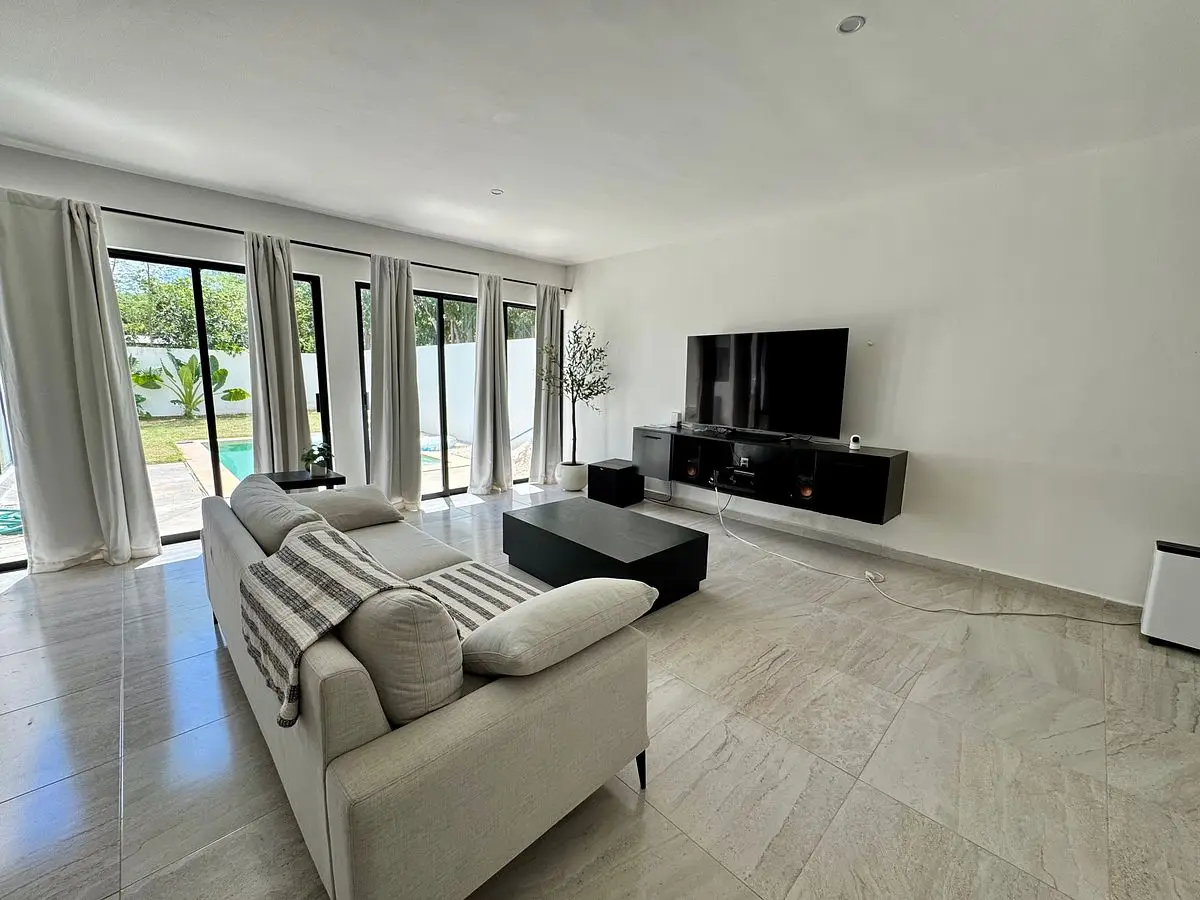 Casa en renta en Merida, amueblada y con amplio terreno. Privada Kanan en Conkal — foto 5