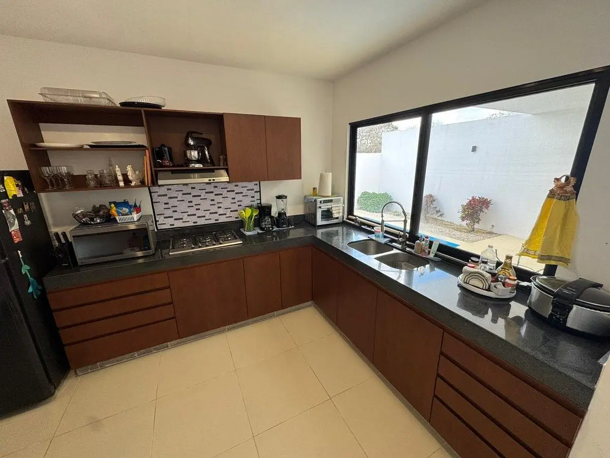 Casa en Venta de 4 Habitaciones en Cholul | Equipada y con Amenidades! — foto 5