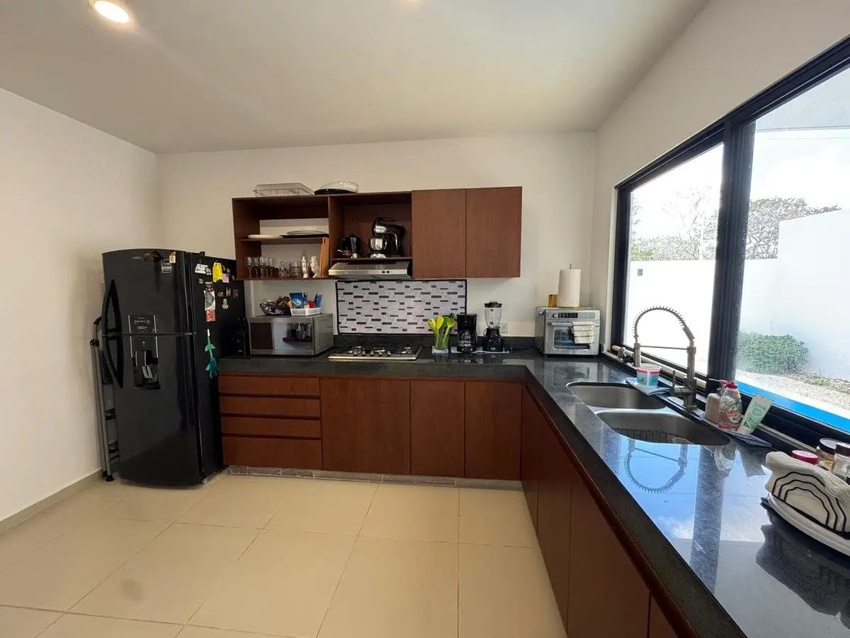 Casa en Venta de 4 Habitaciones en Cholul | Equipada y con Amenidades! — foto 6