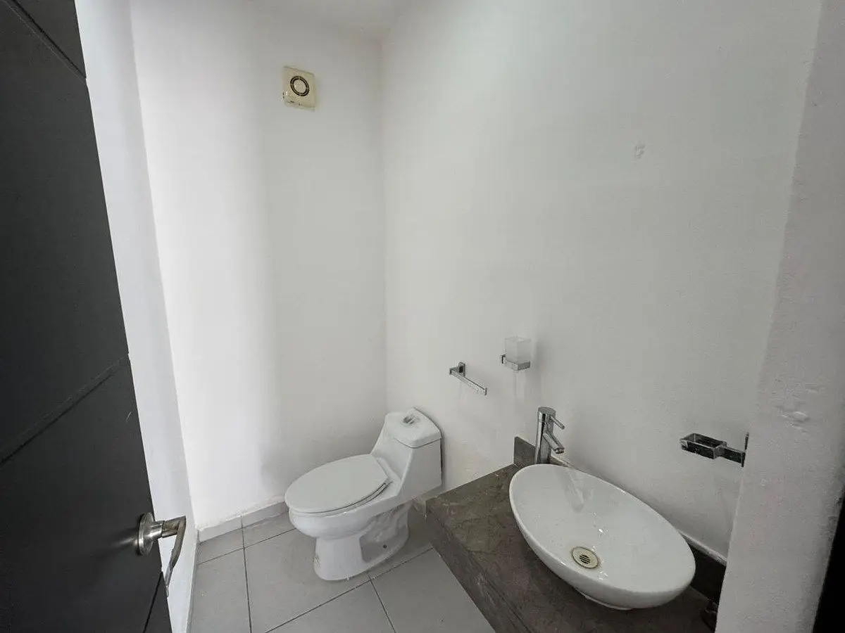 Casa en Venta de una sola Planta y 3 Habitaciones en Privada — foto 6