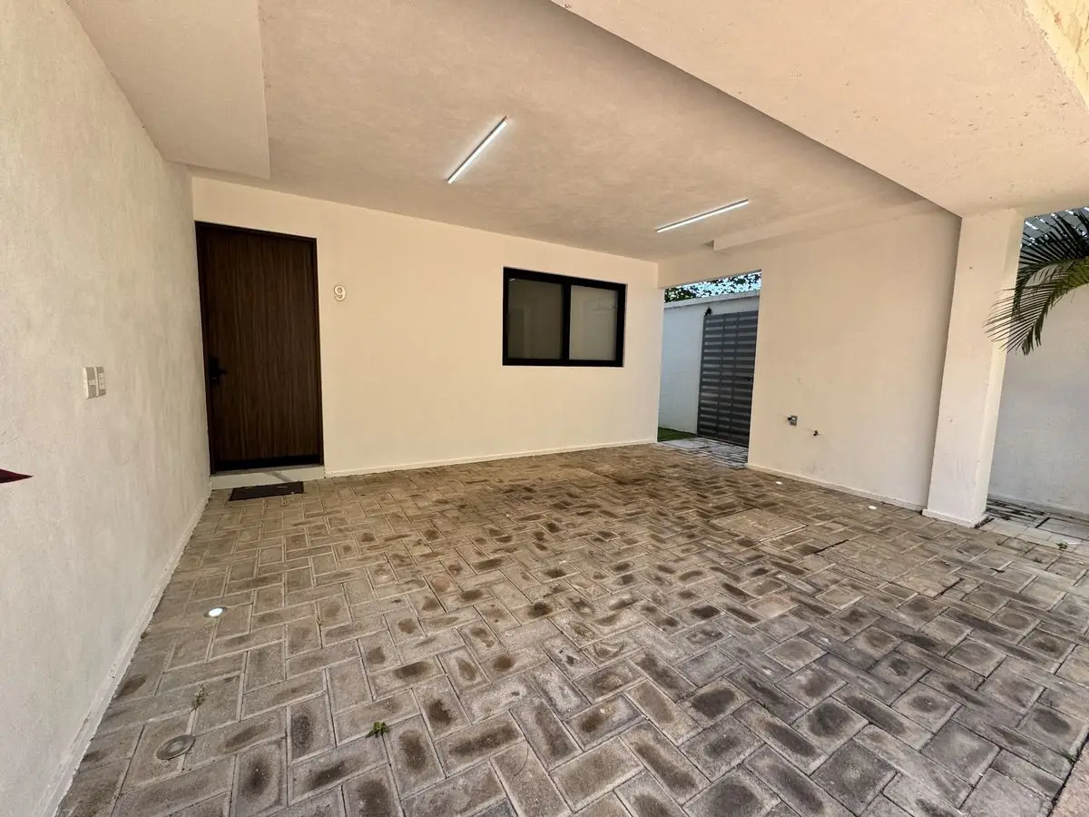 Casa en renta en Merida, Temozon Norte y con diseño moderno. ¡3 PISOS! — foto 2