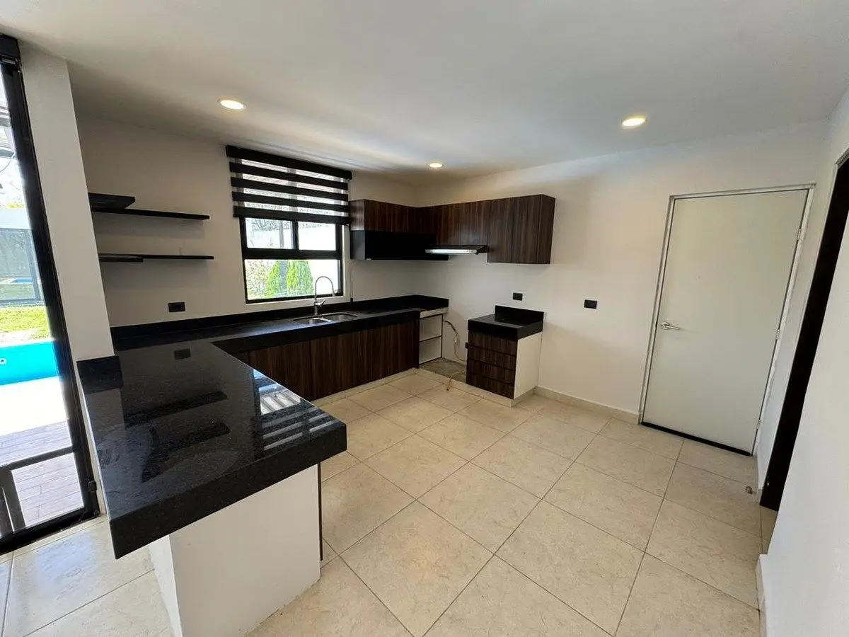 Casa en Venta en Privada "5 Habitaciones" En Palta 152, Cholul Mérida — foto 6