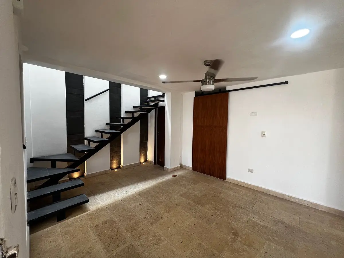 Casa en Venta Remodelada en Fco de Montejo con ALBERCA — foto 4