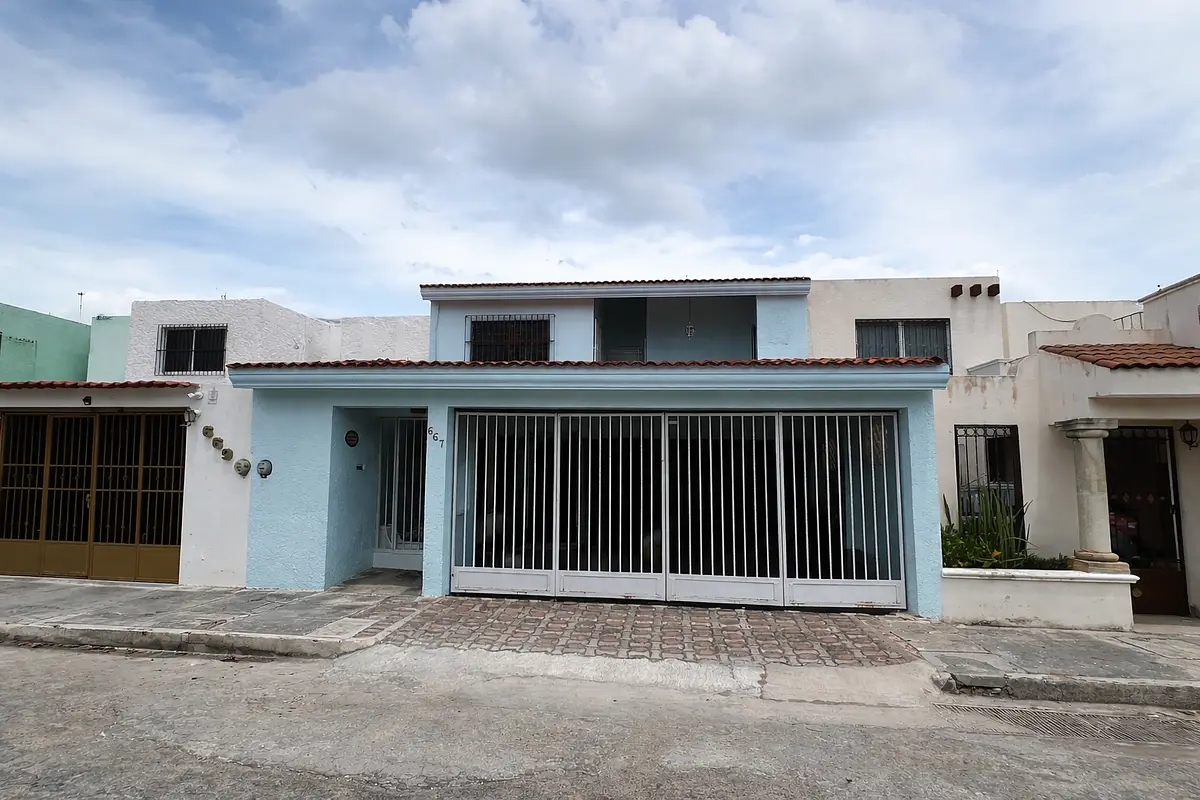 Casa en Pensiones, 3 habitaciones y muy amplia